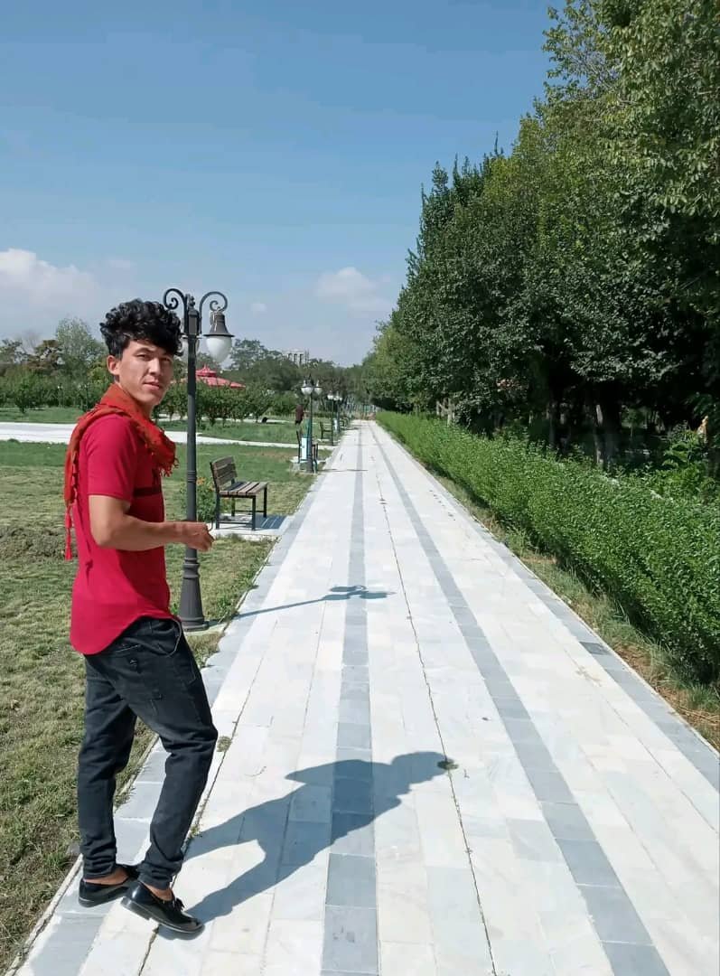 این قربانی ها اکثرآ جوانان تحصیل کرده اند وشامل دختران وپسران اند