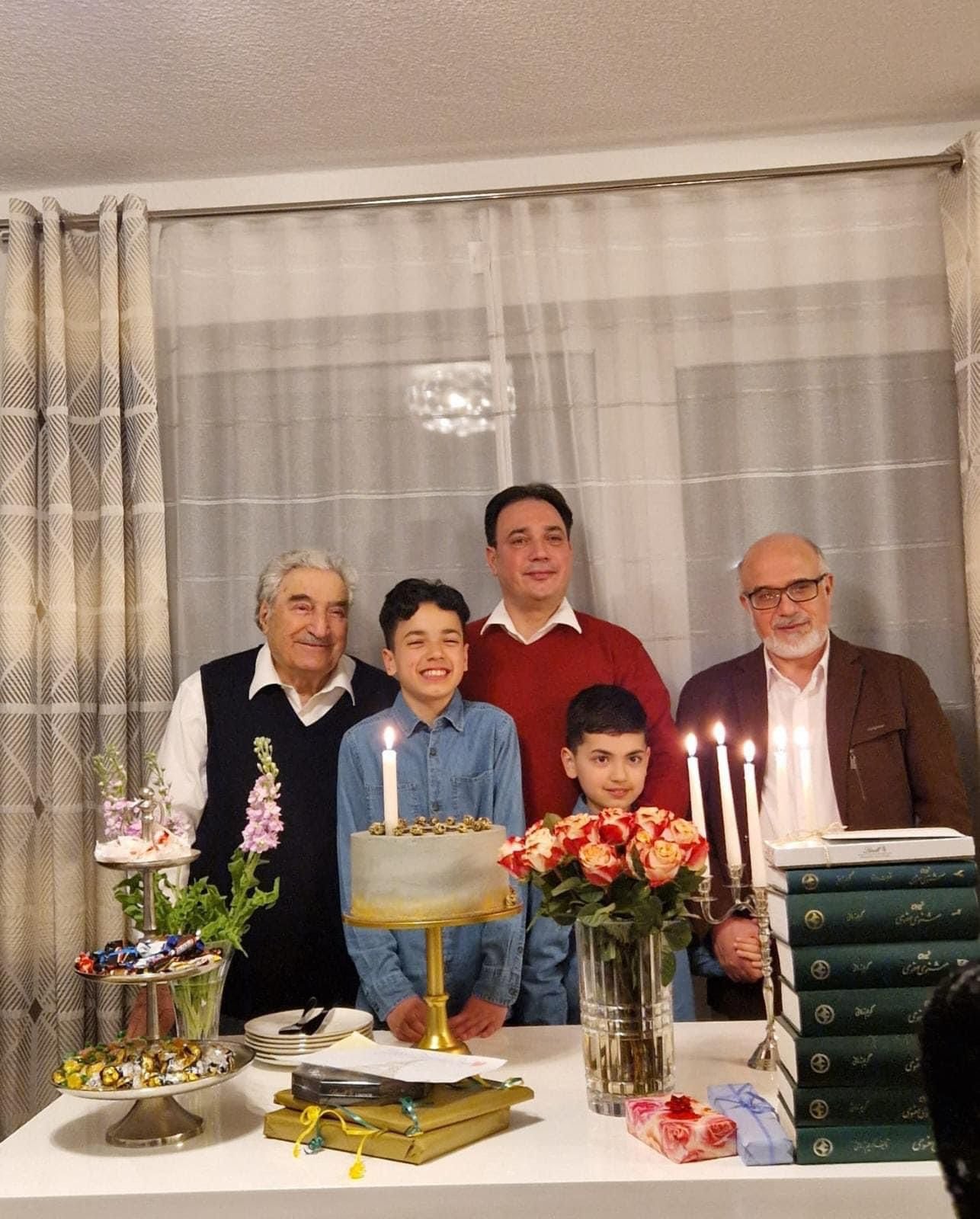 پرویز آرزو درعرصه های آکادمیک، سیاسی ودیپلوماتیک وفعالیت های گسترده ء فرهنگی درافغانستان وبیرون از کشور داشته است